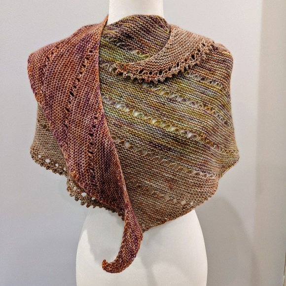 Spring Has Sprung Shawl - Picture 1 of 6